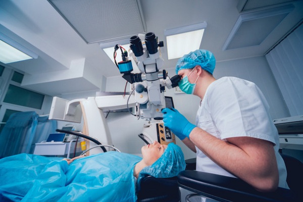 Navigating the Field: Insights from Top LASIK Experts